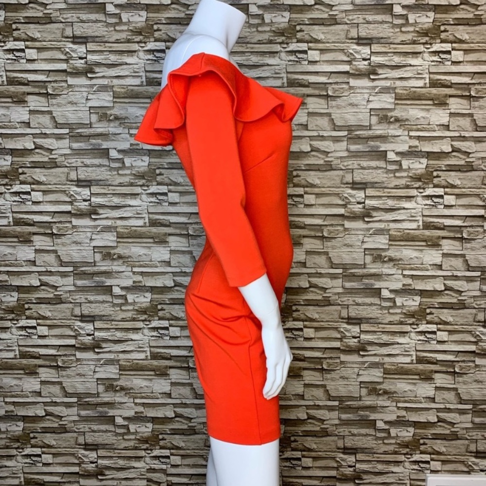 Red Off Shoulder Ruffle Bodycon Dress - Picture 3 of 6